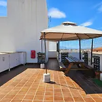 Lejlighed Two Bed In Centre