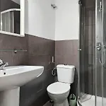 Lejlighed Two Bed In Centre *