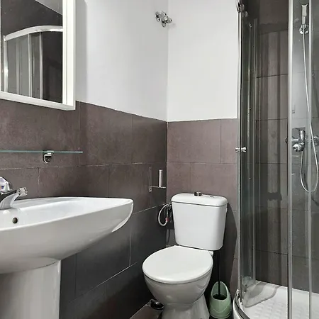 شقة Two Bed In Centre *