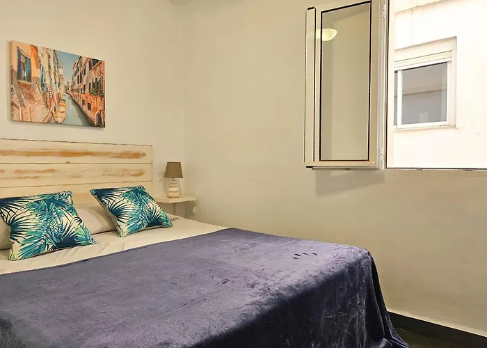 Two Bed In Centre