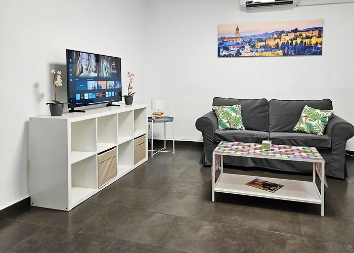 Two Bed In Centre Apartment Málaga