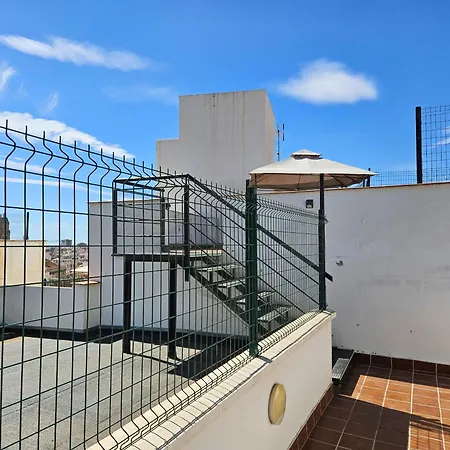 Two Bed In Centre Apartment