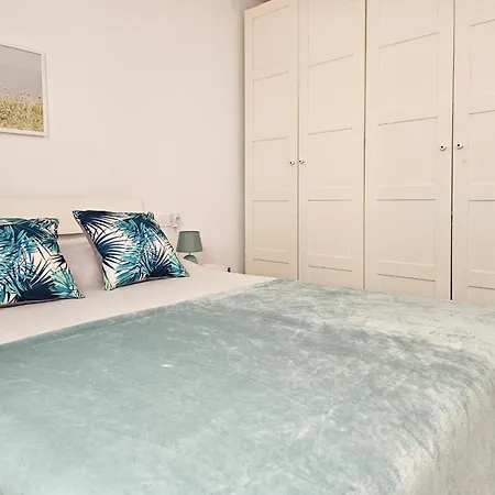 Two Bed In Centre * Malaga