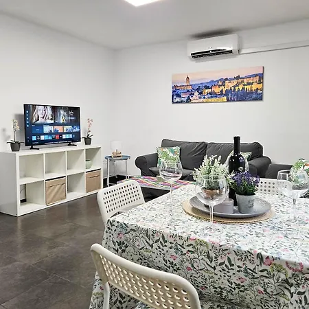 Two Bed In Centre Malaga
